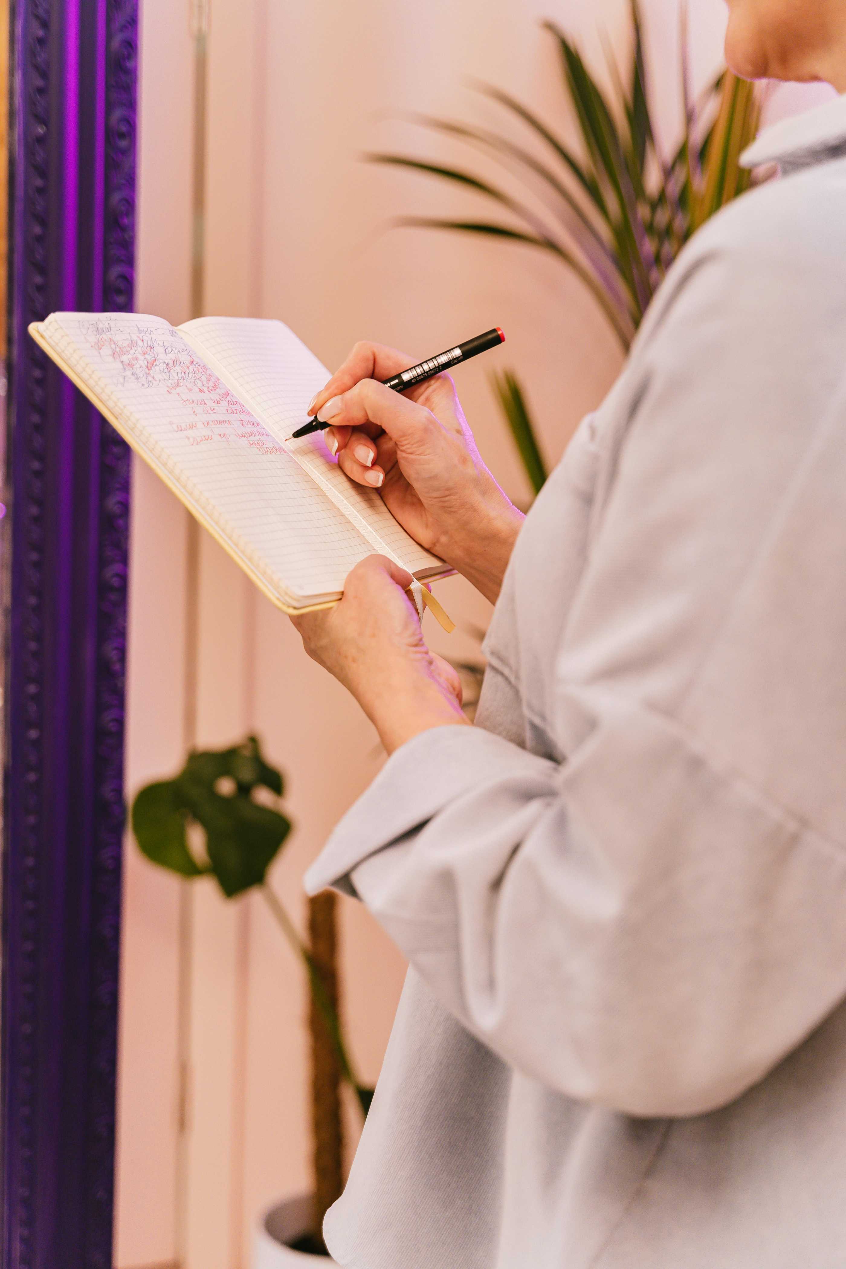 Journaling exercises for mental clarity