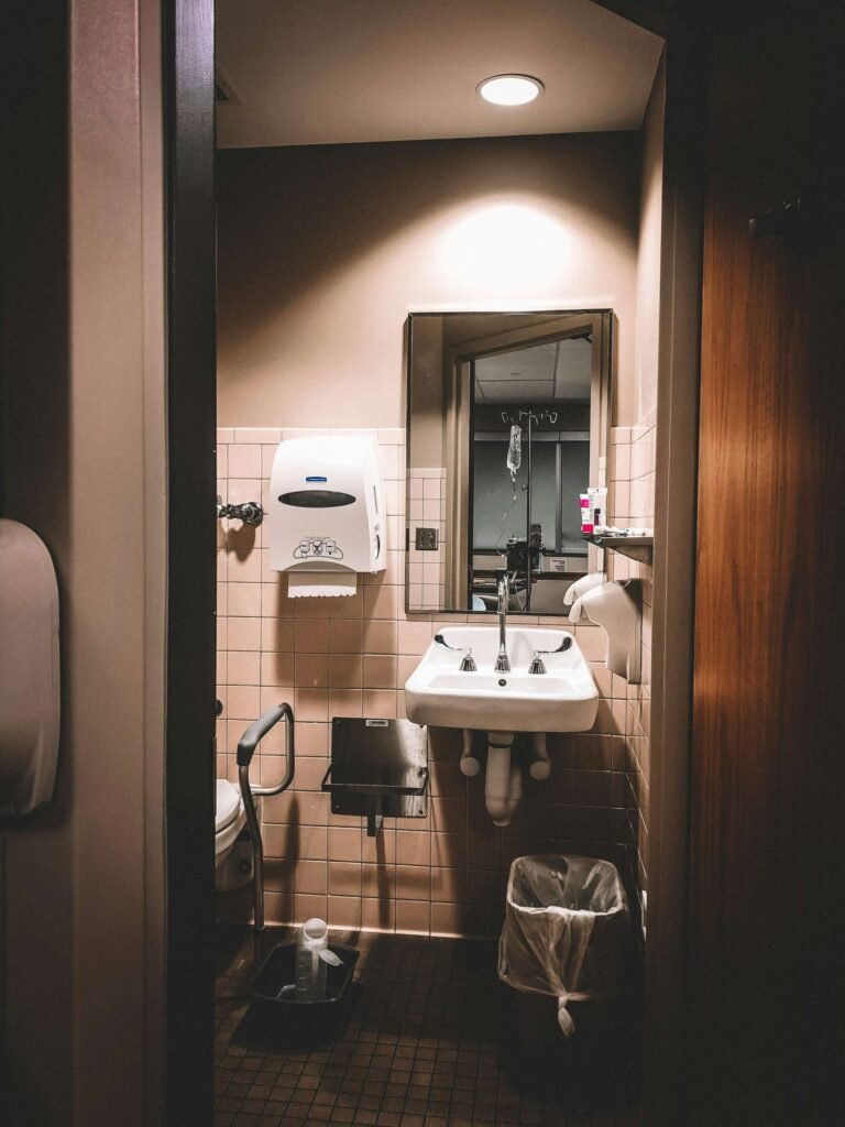 elderly bathroom aids